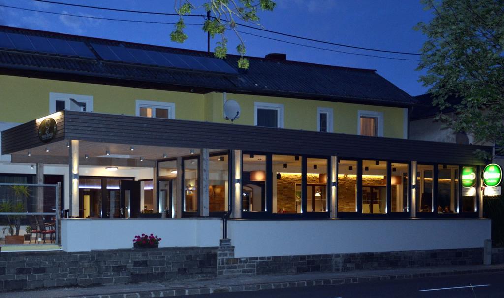 Gasthof Haselberger Marbach an der Donau Exterior foto